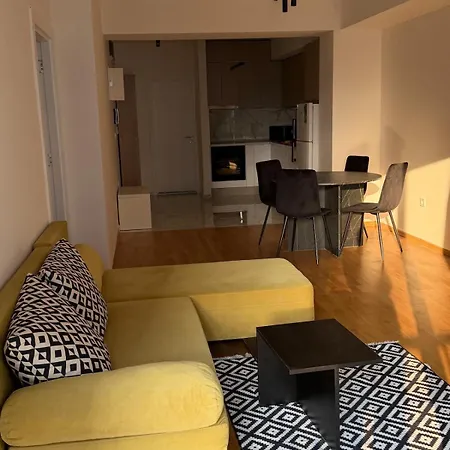 Апартаменты Riverfront Modern *