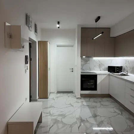 Апартаменты Riverfront Modern Скопье